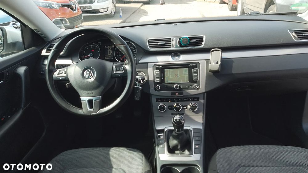 Volkswagen Passat 1.4 TSI Highline - 9