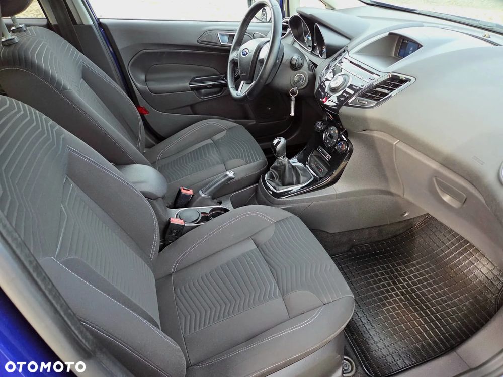 Ford Fiesta 1.0 EcoBoost STart-Stop Titanium - 10