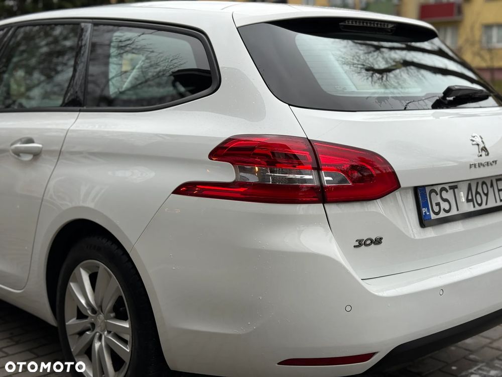 Peugeot 308 1.5 BlueHDi Active Pack Business S&S EAT8 - 20