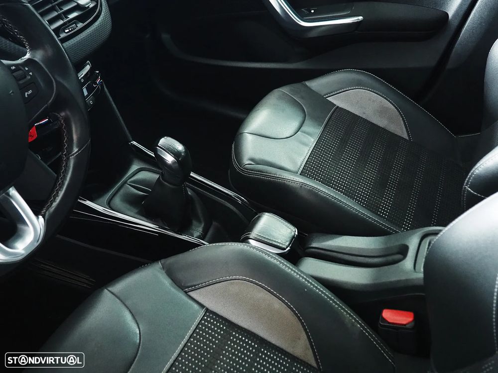 Peugeot 2008 1.2 PureTech Allure - 18