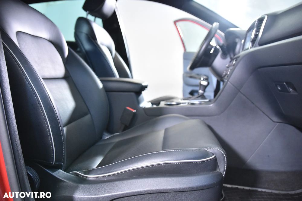 Kia Sportage 1.6 T-GDI AWD Aut. GT Line - 11