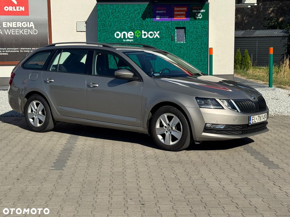 Skoda Octavia 2.0 TDI Sportline DSG - 4
