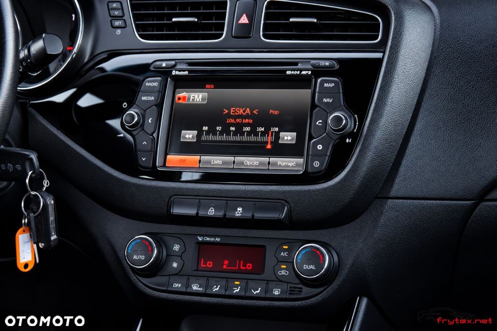 Kia Ceed - 26