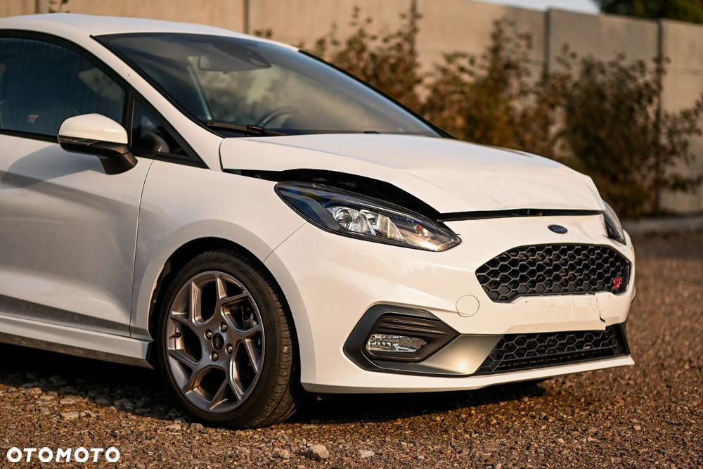 Ford Fiesta 1.5 EcoBoost S&S ST X - 8
