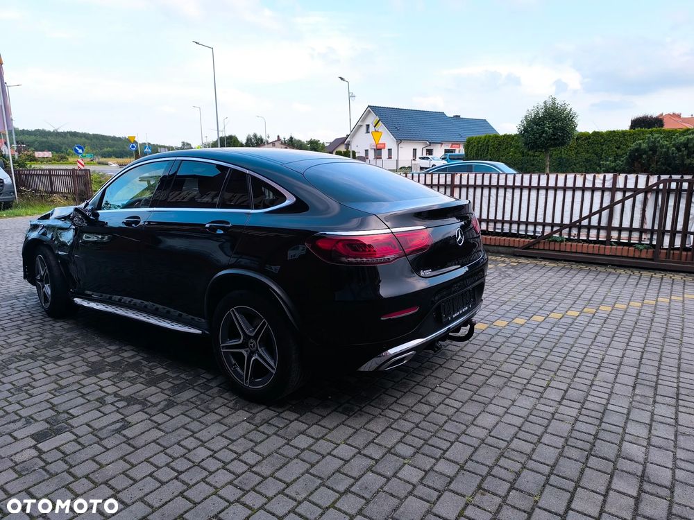 Mercedes-Benz GLC 220 d 4Matic 9G-TRONIC AMG Line - 10