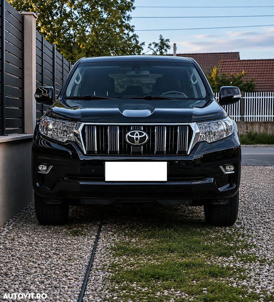 Toyota Land Cruiser 2.8l Turbo D-4D A/T Luxury - 2