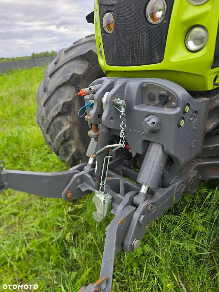 Claas AXION 840 - 12