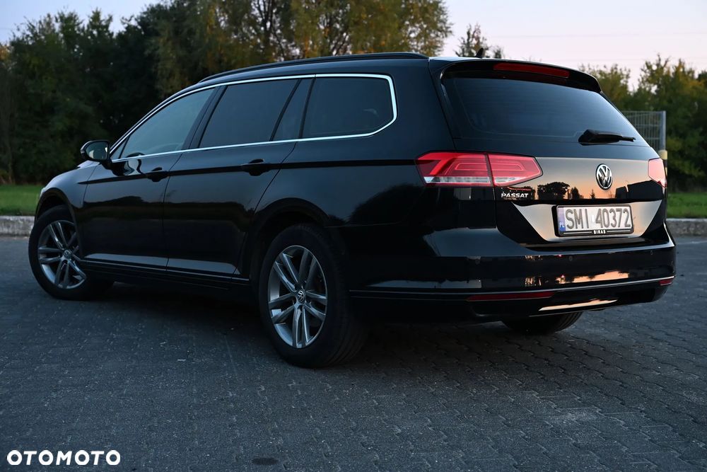 Volkswagen Passat 2.0 TDI SCR Comfortline DSG - 6