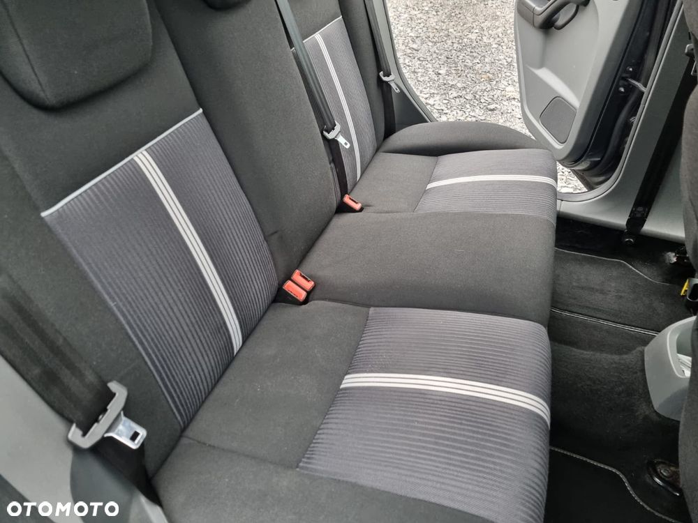 Ford Focus 1.6 TDCi Titanium - 19