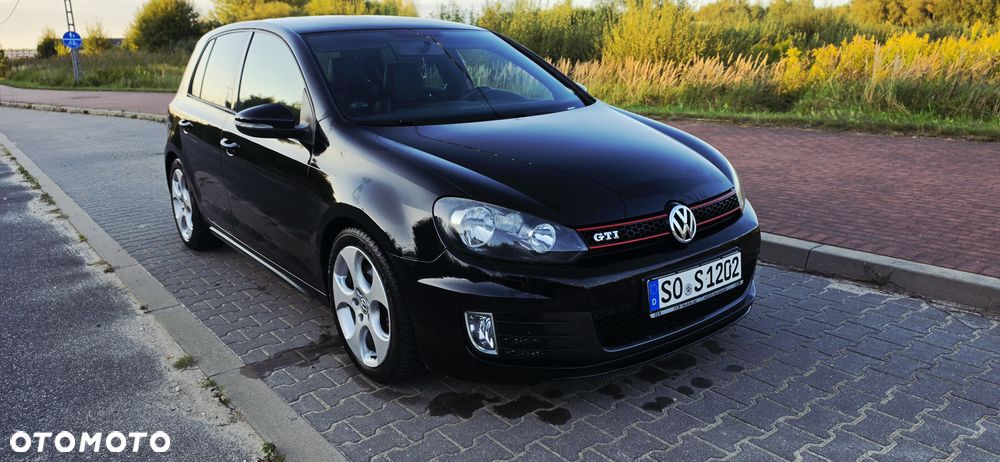 Volkswagen Golf 2.0 GTI adidas - 1