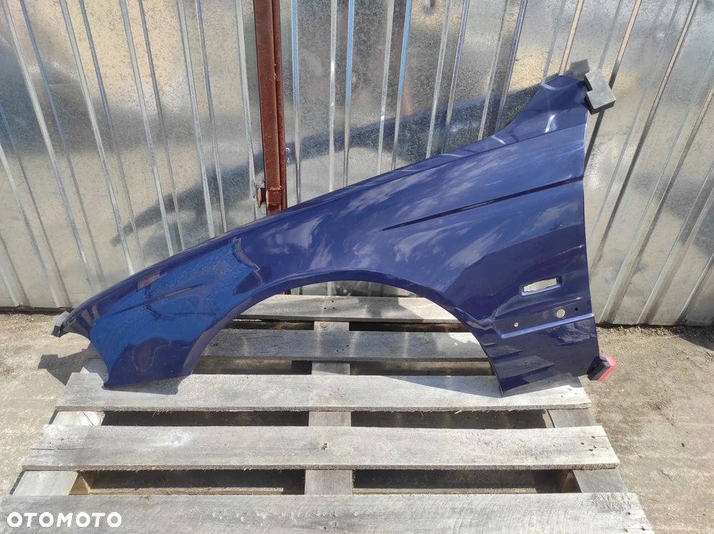 błotnik lewy przód przedni bmw 5 e39 12.95-06.04r A300 Alpine White 668 Jet Black 354 Titanium Silver Metallic 896 Blue Water Metallic 372 Steel Blue Metallic 482 Toledo Blue Metallic 449 Slate Green Metallic 430 Oxford Green Metallic II 364 Topaz Blue Metallic 475 Black Sapphire Metallic 481 Kalahari Beige Metallic 472 Sterling Gray Metallic 892 Titanium Gray Metallic 348 Aubergine 334 Glacier Green Metallic 309 Arctic Silver Metallic 339 Aspen Silver 297 Montreal Blue Metallic 343 Canyon Red Metallic 324 Oxford Green Metallic I 301 Cashmere Beige Metallic 362 Siena Red Metallic 363 Biarritz Blue Metallic 263 Dark Blue Metallic 310 Fjord Gray Metallic 252 Calypso Red Metallic 317 Orient Blue Metallic 356 Vermont Green Metallic 341 Panama Brown Metallic 303 Cosmos Black Metallic 366 Imola Red - 3