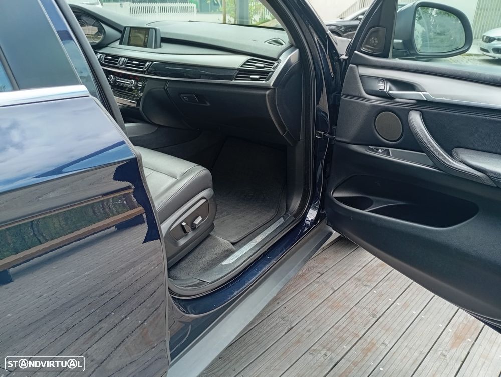BMW X5 25 d sDrive Comfort 7L - 15