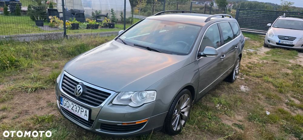Volkswagen Passat 2.0 TDI DPF Comfortline DSG - 1