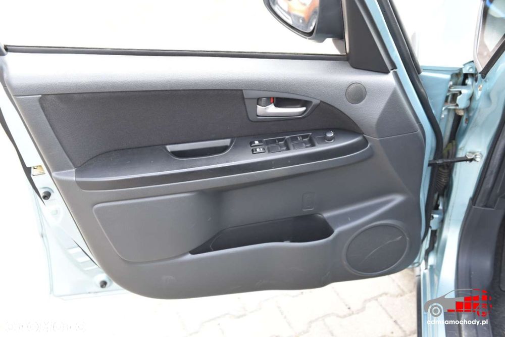 Suzuki SX4 - 12