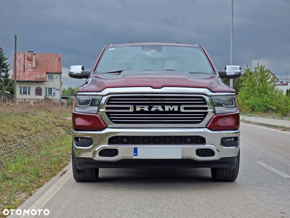 RAM 1500 Crew Cab Laramie - 3