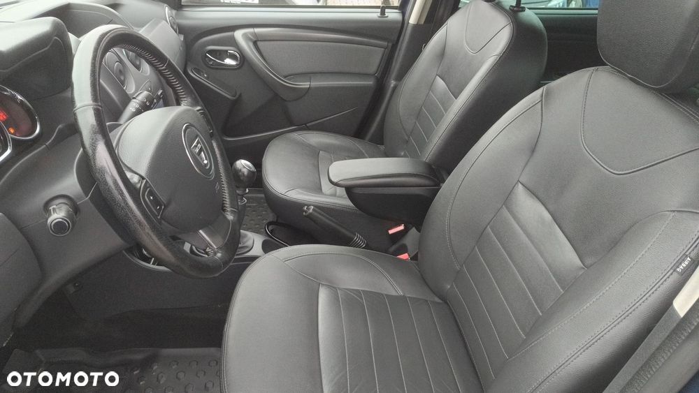 Dacia Duster 1.2 TCe Laureate 4x4 S&S EU6 - 14