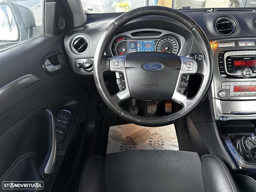 Ford Mondeo 2.0 TDCI Titanium X - 19