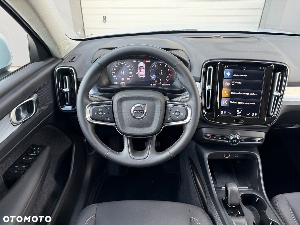 Volvo XC 40 B4 B AWD Momentum Pro - 8