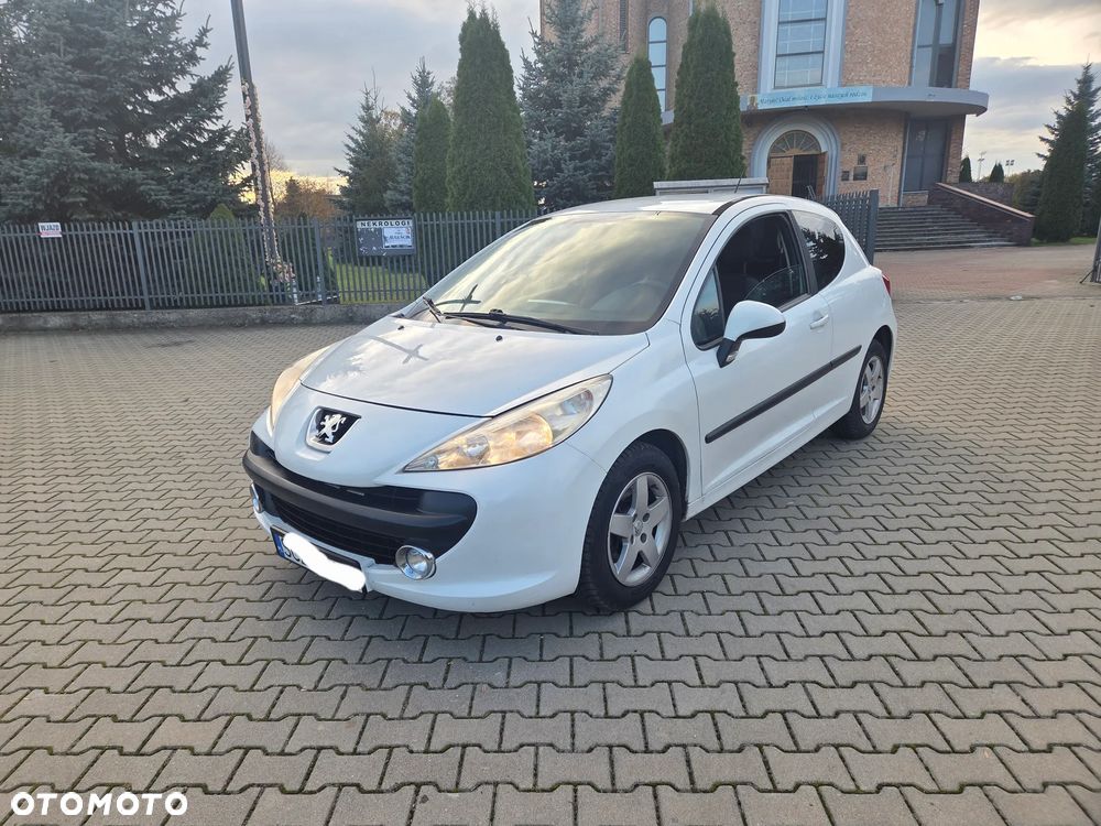 Peugeot 207 1.4 16V Trendy - 3