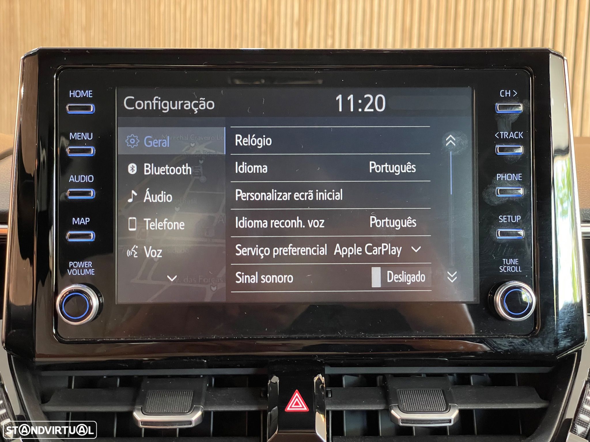 Toyota Corolla 1.8 Hybrid Exclusive - 19