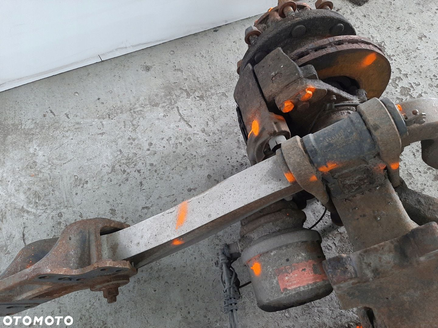 IVECO EUROCARGO EURO 5 5.9L 08R MOST TYL KPL 1/342 MERITOR 1/342 - 8