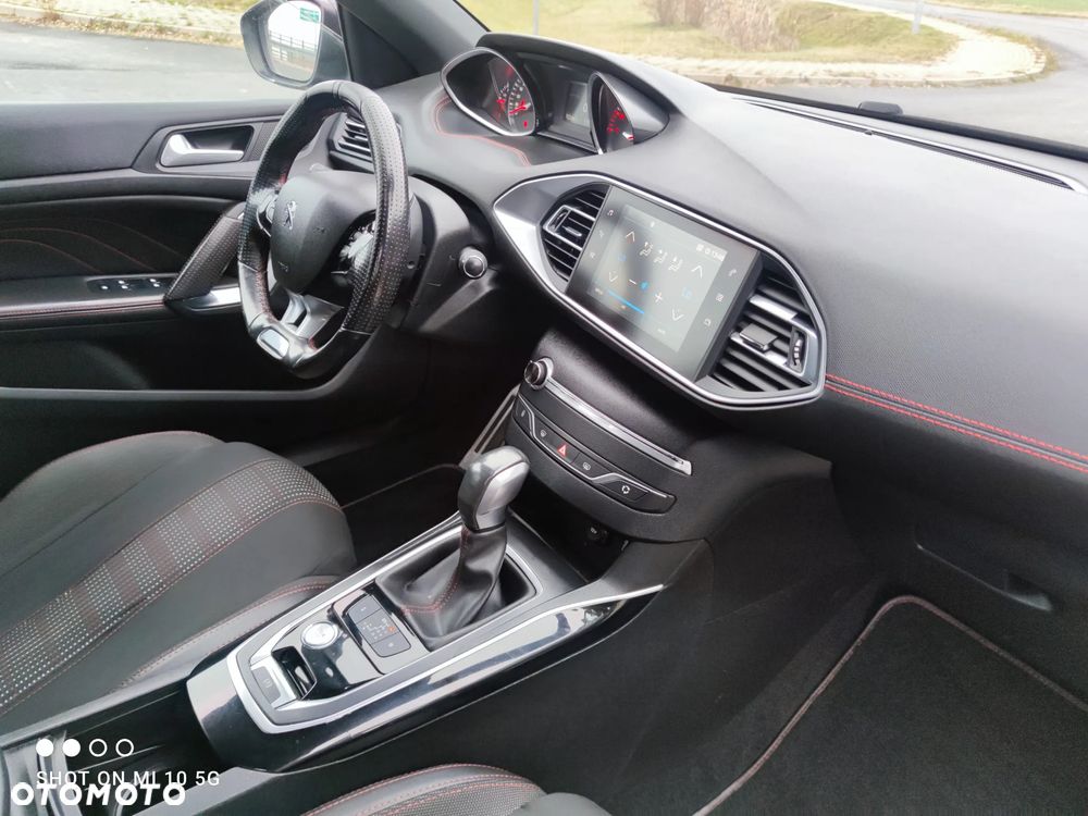 Peugeot 308 PureTech 130 GPF EAT8 Stop & Start GT - 18