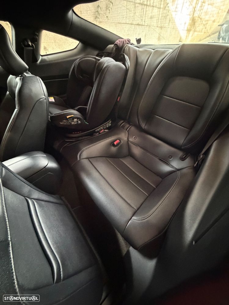Ford Mustang 2.3 Eco Boost - 12