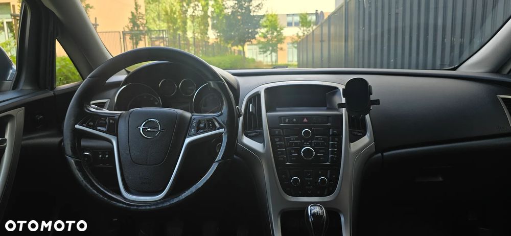 Opel Astra - 4