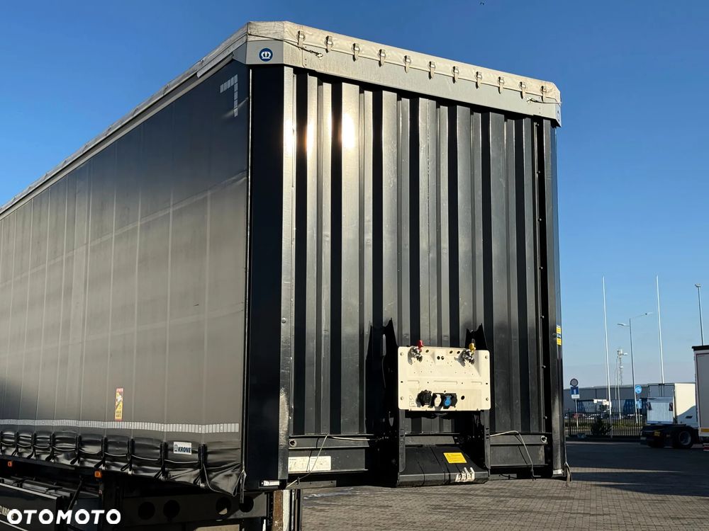 Krone SD NACZEPA / SUWANY DACH / PODNOSZONY DACH / SALON PL - 11