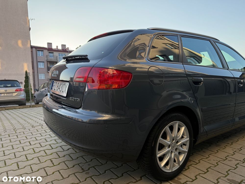 Audi A3 Sportback - 8