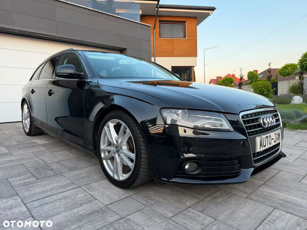 Audi A4 Avant - 31