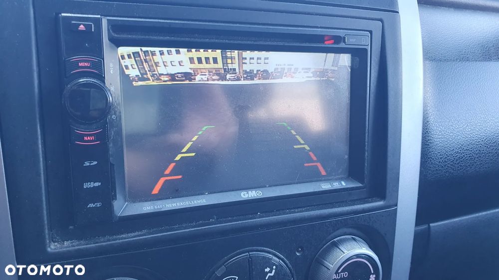 Suzuki Grand Vitara 2.0 De Luxe - 16