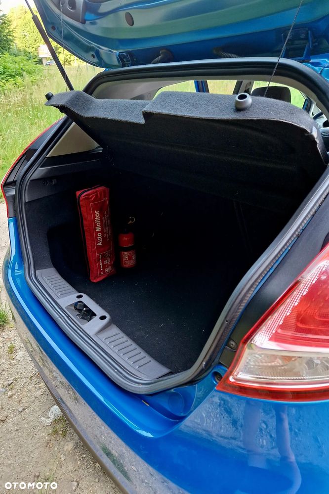Ford Fiesta 1.25 Ambiente EU5 - 27