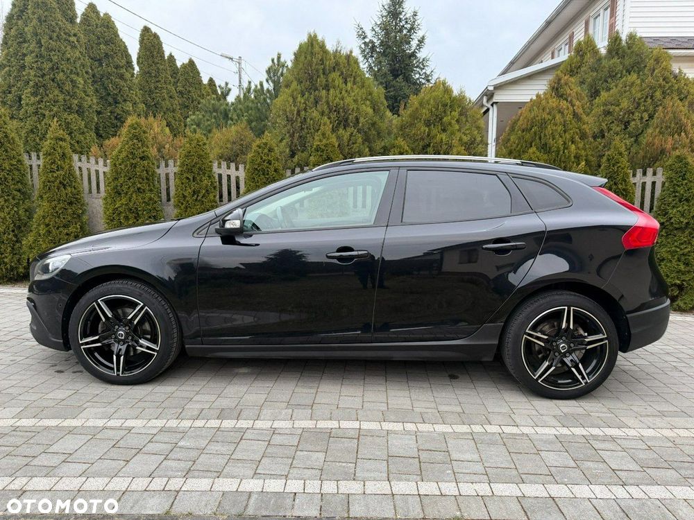 Volvo V40 Cross Country - 7