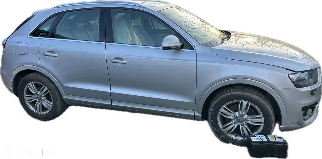 Dezmembrez audi q3 MOTOR 2.0 TDI CFFB CUTIE NFZ CULOARE LX7W - 1
