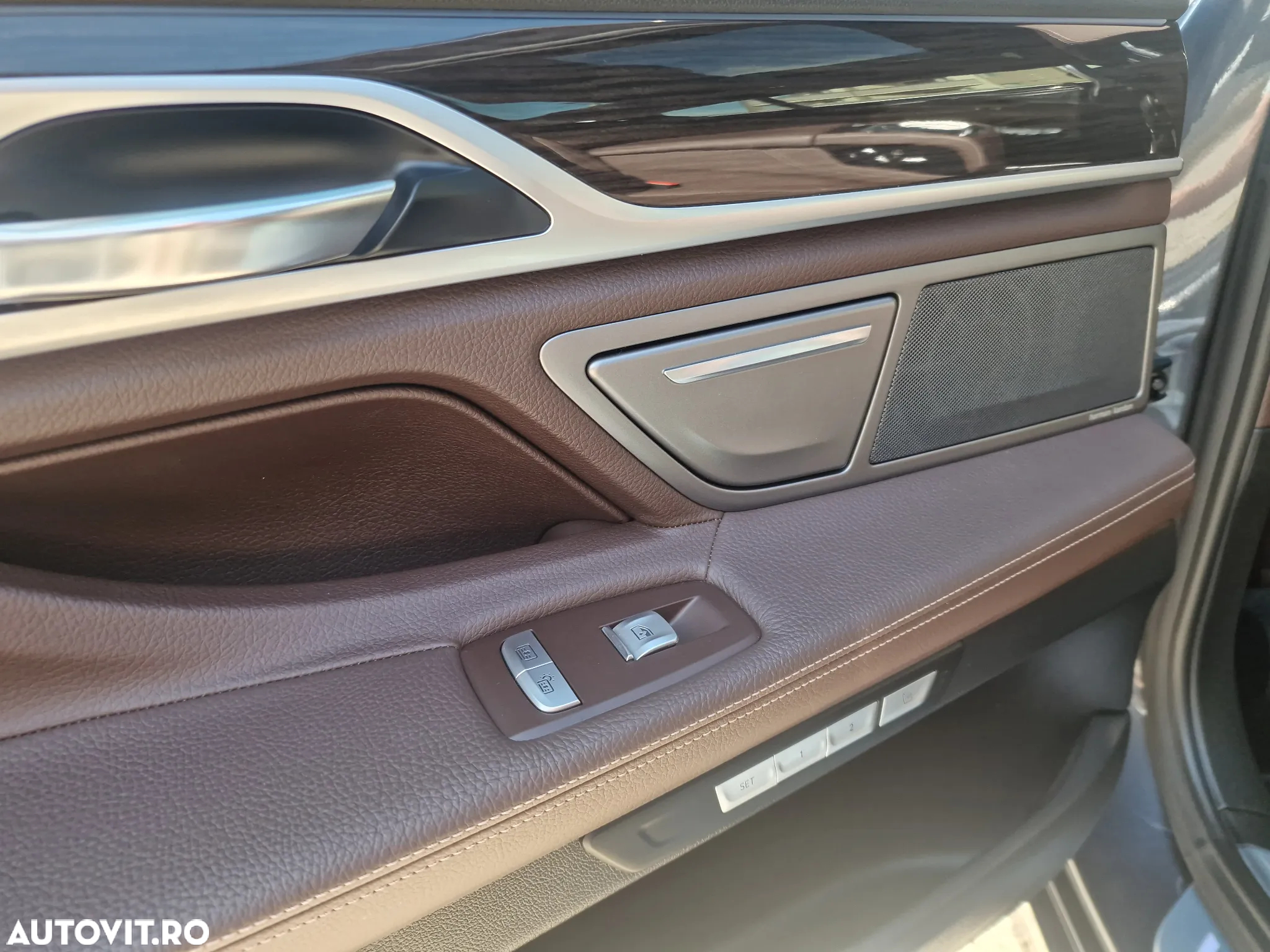 BMW Seria 7 730Ld xDrive - 15