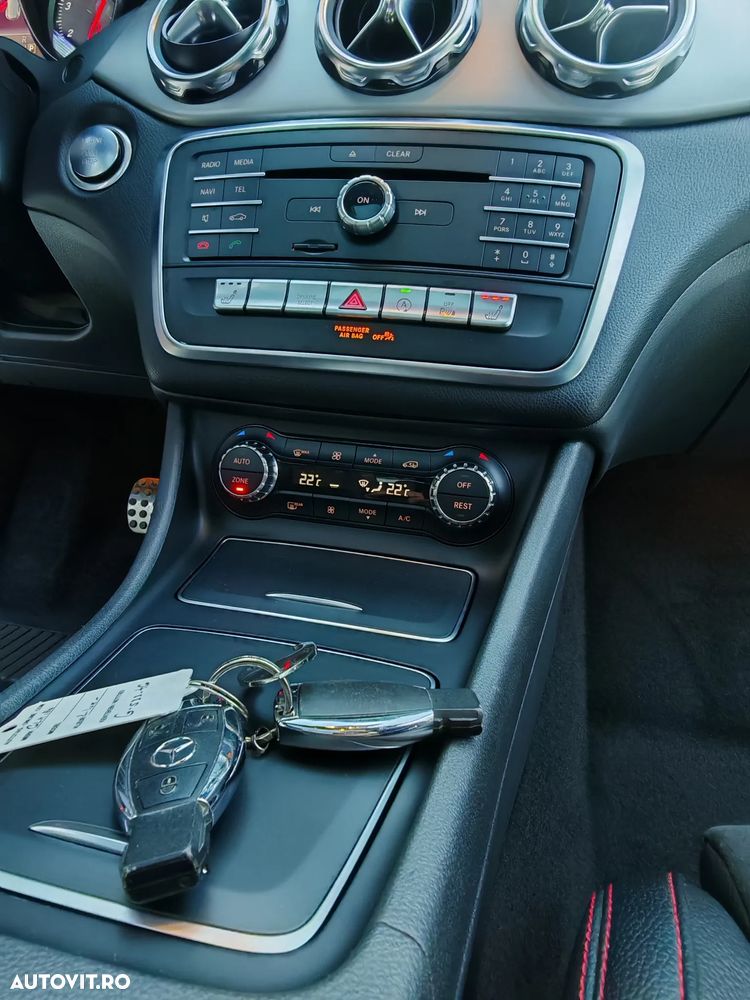 Mercedes-Benz GLA 200 7G-DCT AMG Line - 25