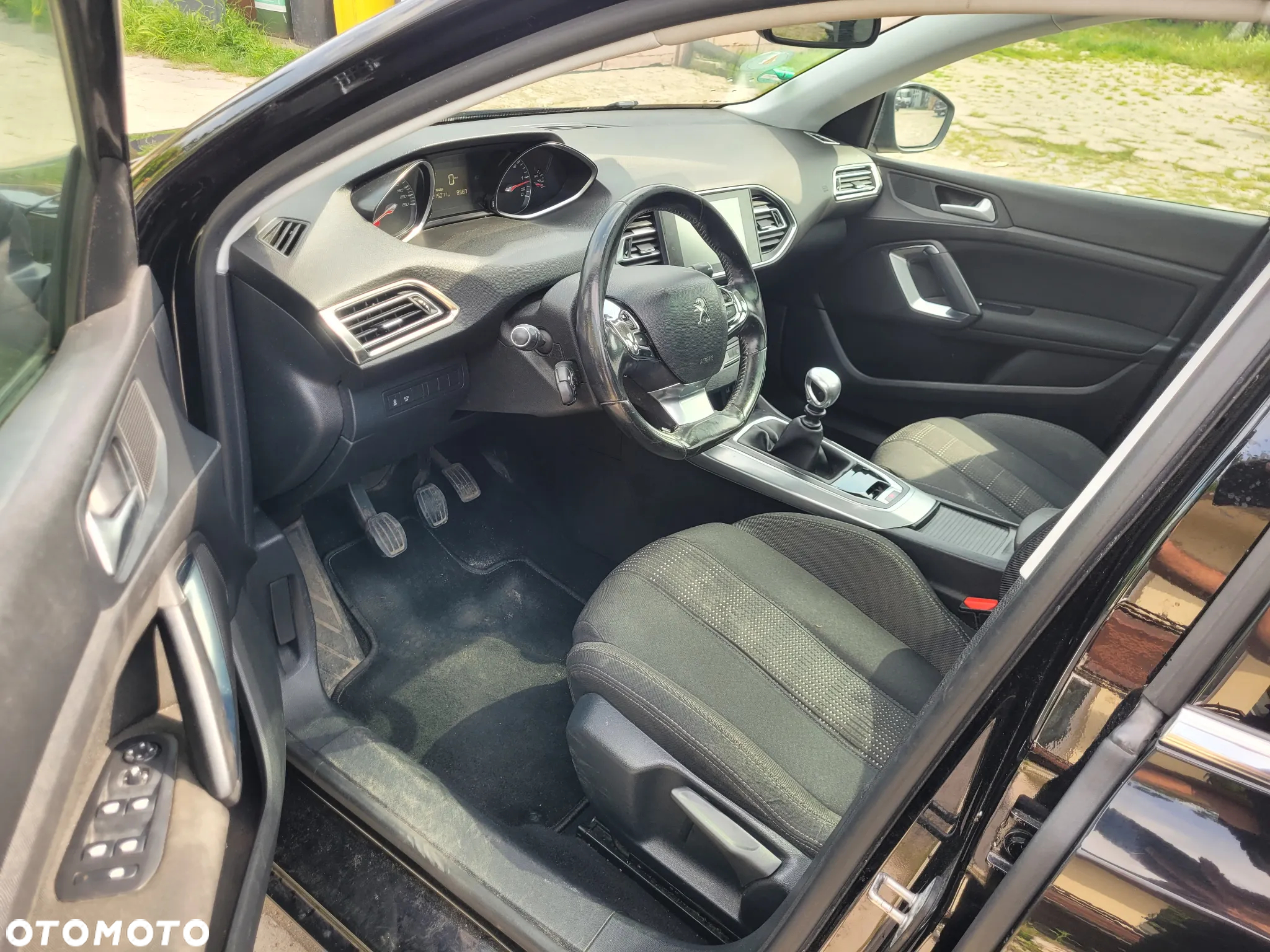 Peugeot 308 1.6 BlueHDi Business Line S&S - 6