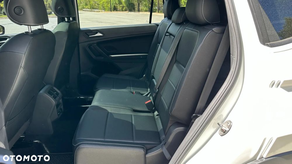 Volkswagen Tiguan - 24