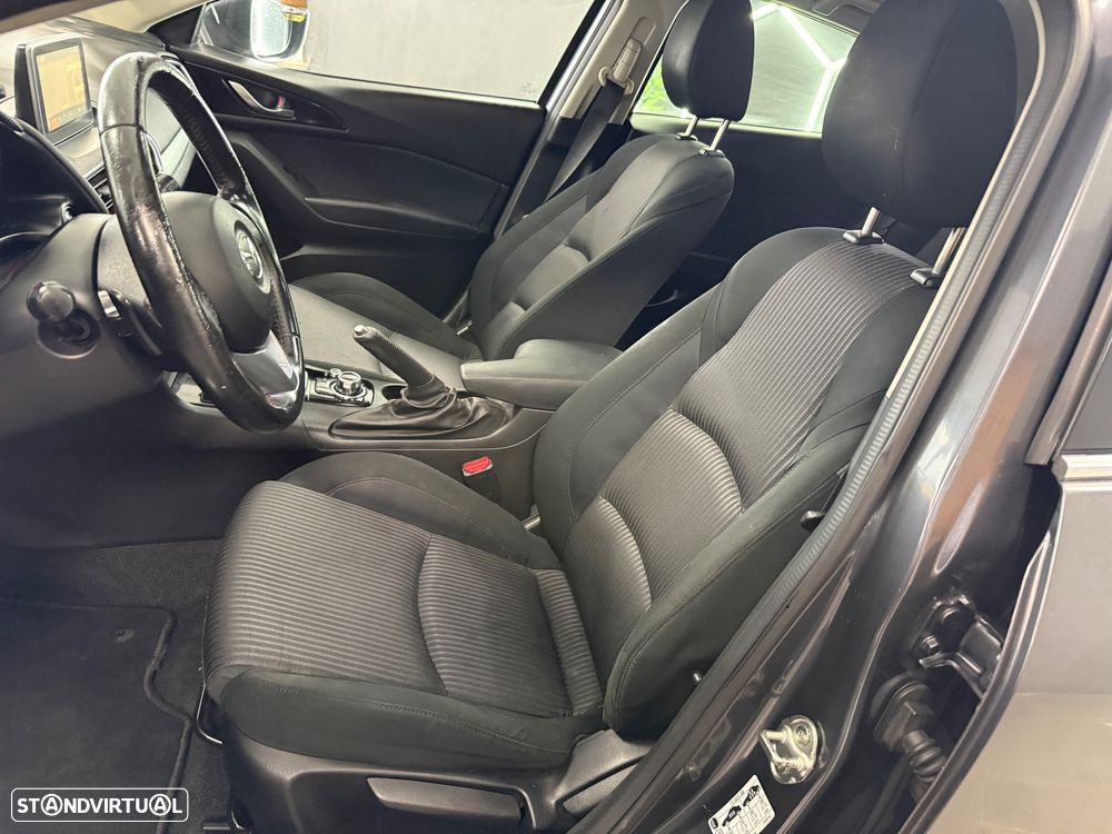 Mazda 3 Hatchback SKYACTIV-D 150 Auto Exclusive-Line - 7