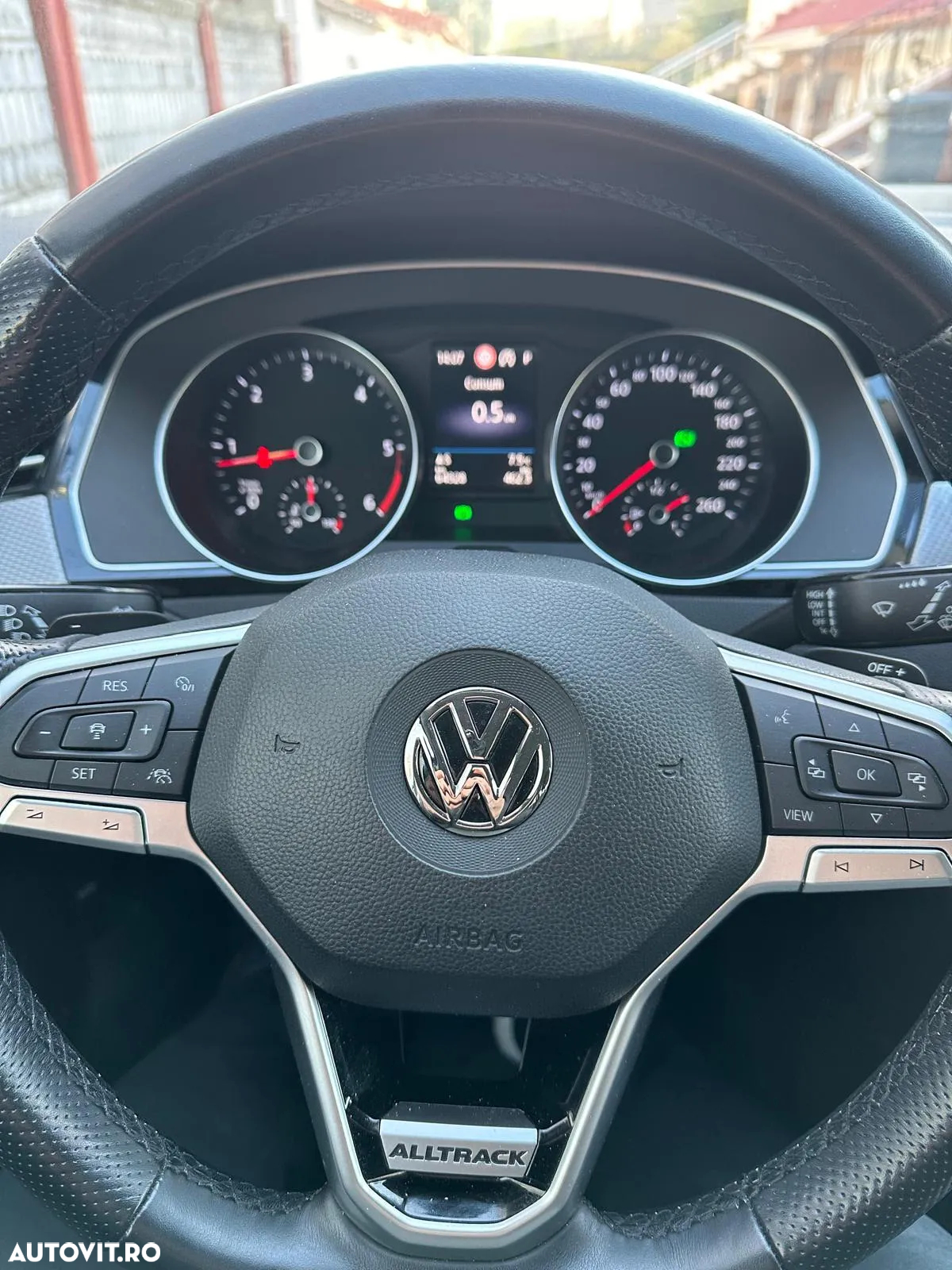 Volkswagen Passat Alltrack 2.0 TDI DSG 4Motion - 6