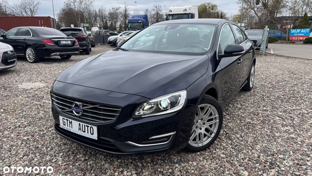 Volvo S60 D3 Geartronic Momentum - 3