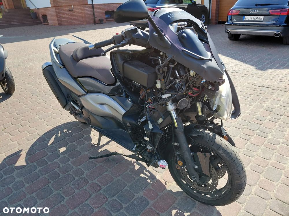Yamaha Tmax - 7