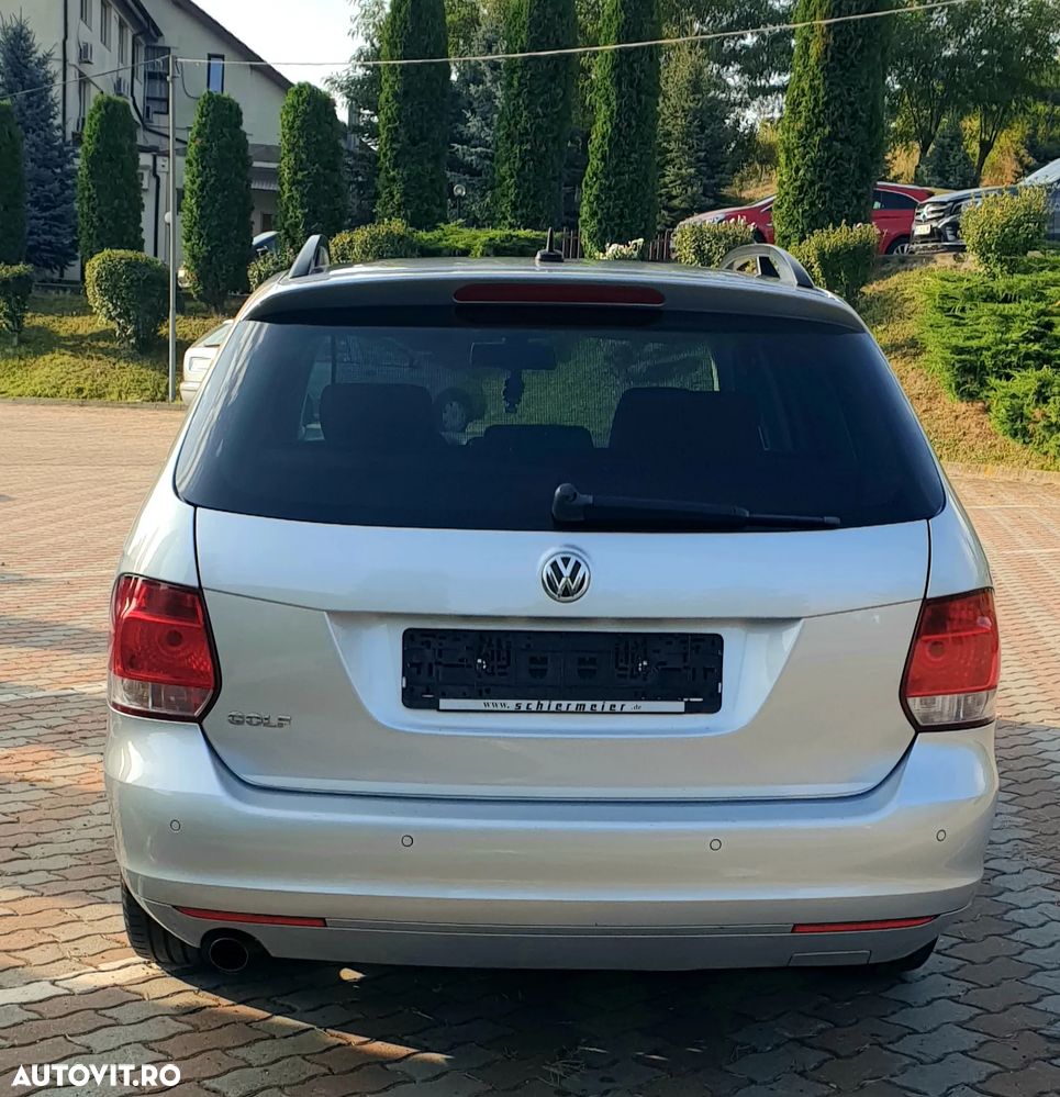 Volkswagen Golf 1.6 TDI DPF MATCH - 11