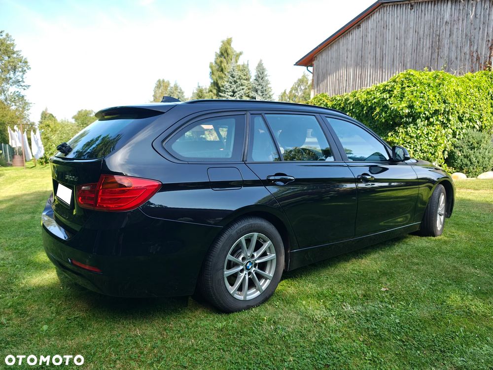 BMW Seria 3 320d Efficient Dynamics Edition - 4