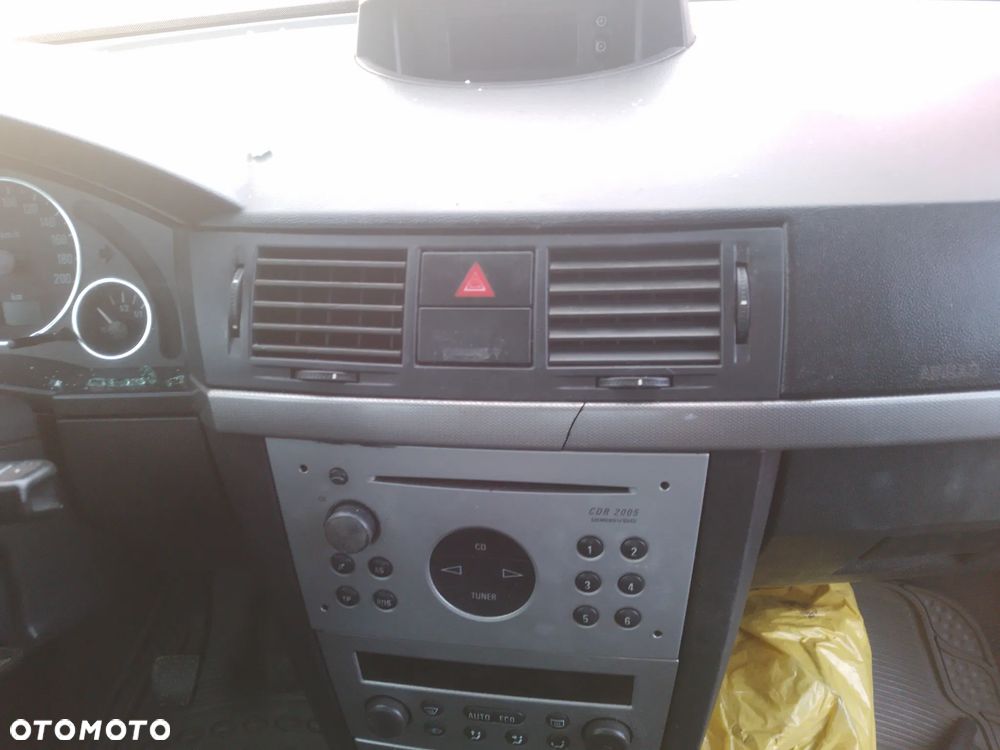 OPEL MERIVA A 02-05 1.7 Z17DTH -  RADIO ORYGINALNE - 1