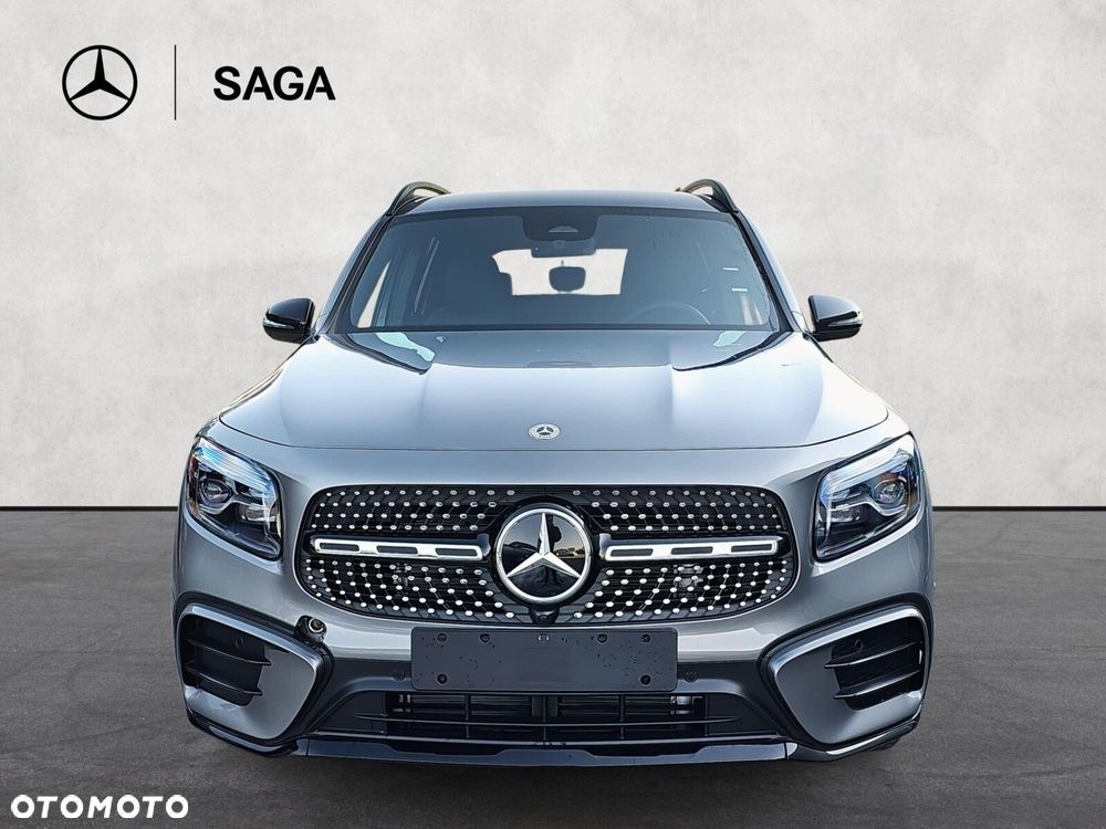 Mercedes-Benz GLB - 2