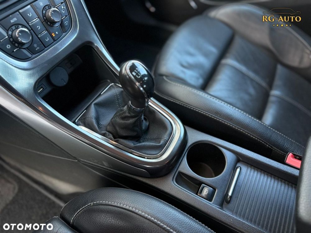 Opel Astra - 32