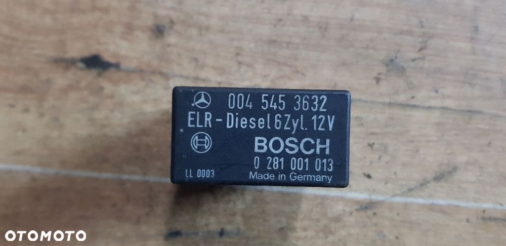 MERCEDES W124 PRZEKAŹNIK  0045453632 - 1