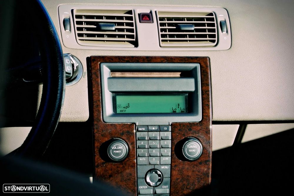 Volvo V50 2.4 Momentum - 7